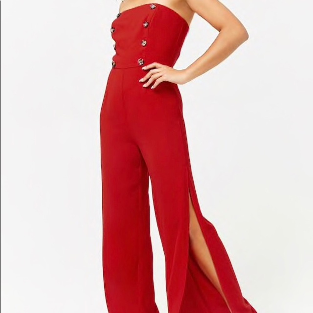 SUPER CUTE RED JUMPSUIT